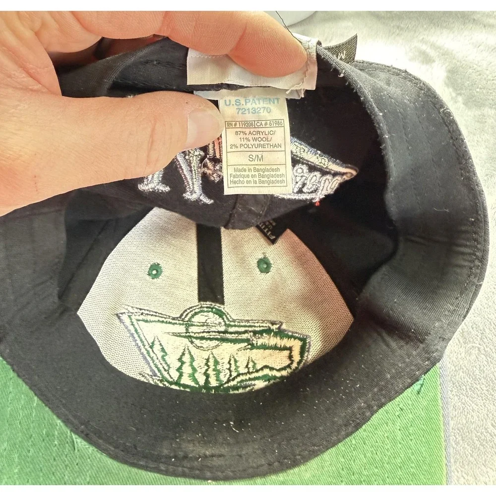 Minnesota Wild Hat Cap Fitted Mens M Black Gray Reebok NHL‎ Hockey Stretch Fit